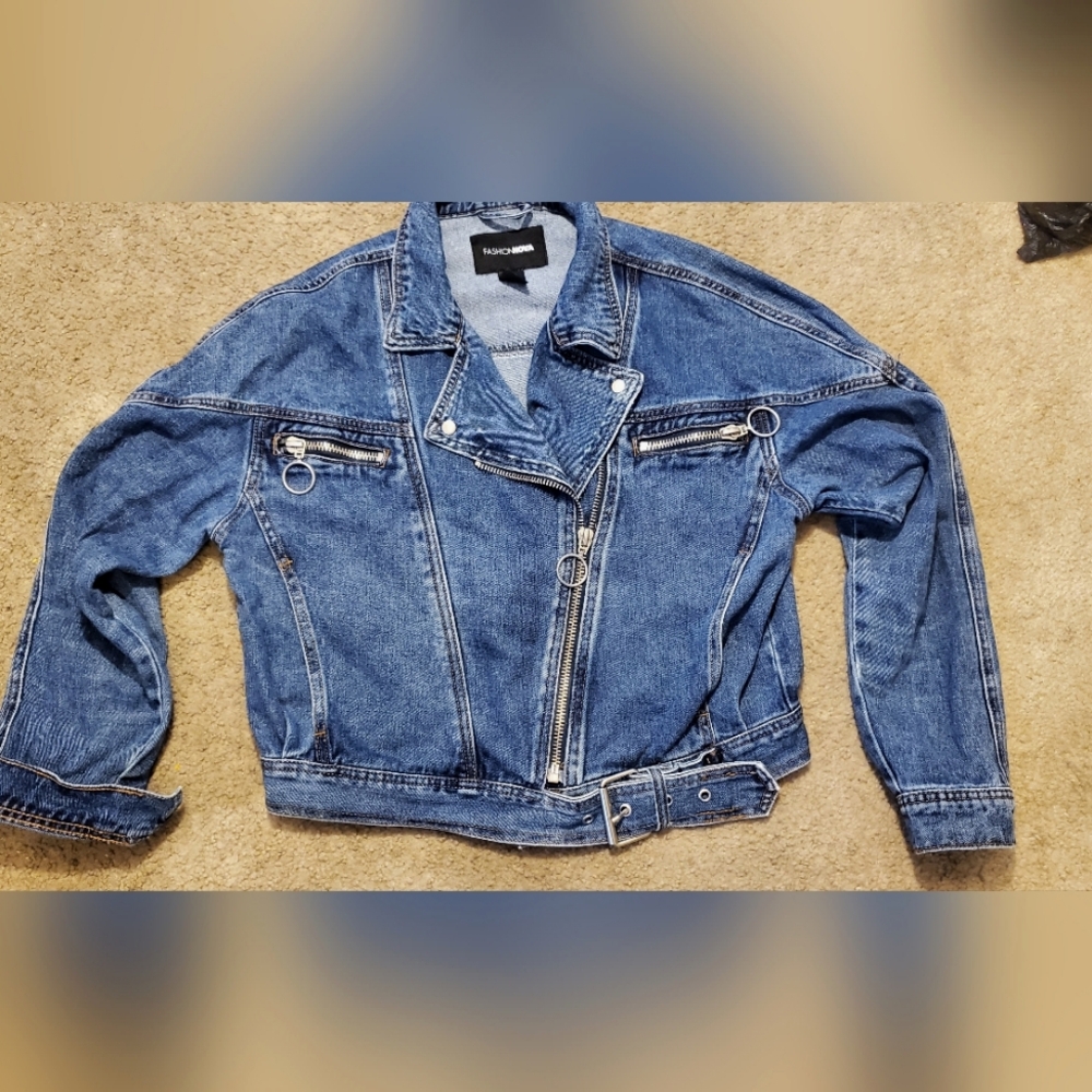 FASHION NOVA CROPPED DENIM BELTED JACKET - Picture 1 of 5